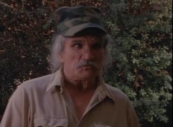 Кадр з фільму Невидимий тато