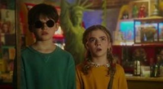 Кадр з фільму Флора і Уліс