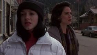 Кадр з фільму Фантоми