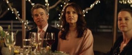 Кадр з фільму Зависнути у Палм-Спрінгз