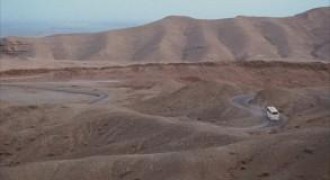 Кадр з фільму Вавилон