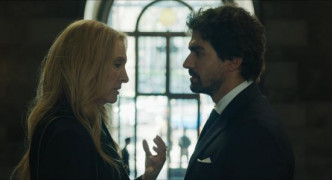 Кадр з фільму Мафія Мама