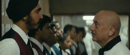 Кадр з фільму Готель Мумбаї. Протистояння