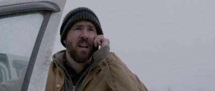 Кадр з фільму Полонянка