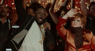 Кадр з фільму Леді Бос