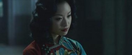 Кадр з фільму Квіти війни