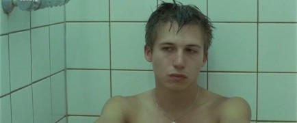 Кадр з фільму Регата