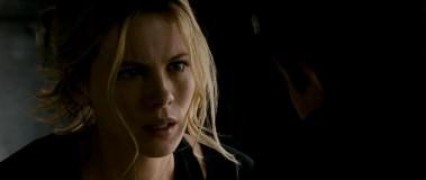 Кадр з фільму Контрабанда