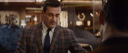 Кадр з фільму Погані часи у «Ель Роялі»