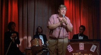 Кадр з фільму Злетіти з котушок