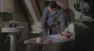 Кадр з фільму Колекціонер