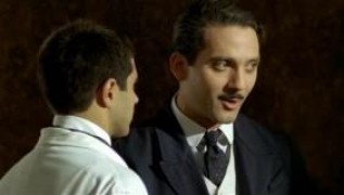 Кадр з фільму Джузеппе Москаті: Любов, що зцілює