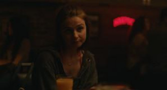 Кадр з фільму Без правил