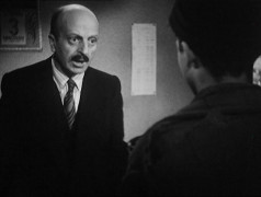 Кадр з фільму Чистильники взуття