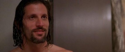 Кадр з фільму Створіння