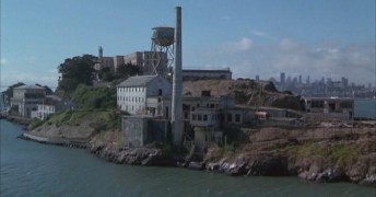 Кадр з фільму Майже мертвий