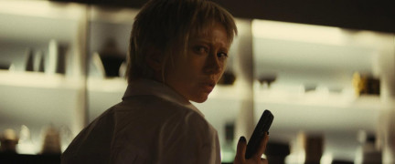 Кадр з фільму Під прикриттям