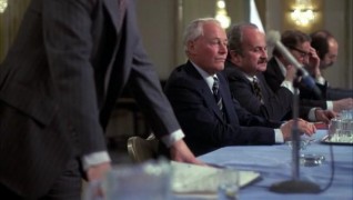 Кадр з фільму Телемережа