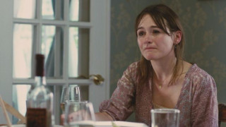 Кадр з фільму Наш придуркуватий брат