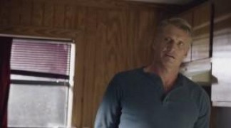 Кадр з фільму Озеро акул