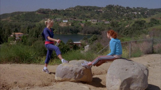 Кадр з фільму Як закохатися у сусідку