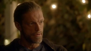 Кадр з фільму Грошовий літак