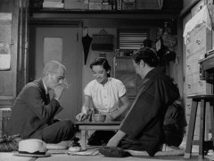 Кадр з фільму Токійська повість