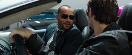 Кадр з фільму Хотів би я бути тут