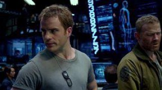 Кадр з фільму Тихоокеанський рубіж