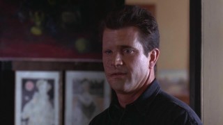 Кадр з фільму Людина без обличчя