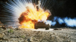 Кадр з фільму Звір з війни