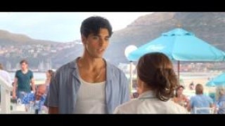 Кадр з фільму Будка поцілунків 3