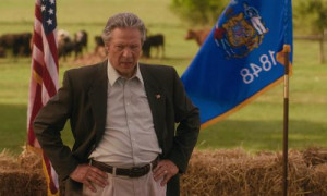 Кадр з фільму Чесний кандидат