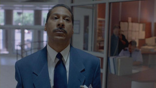 Кадр з фільму Прибуття 2