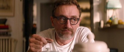 Кадр з фільму Колишні