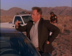 Кадр з фільму Темний день, світла ніч