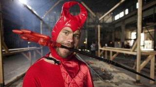 Кадр з фільму Диваки 3