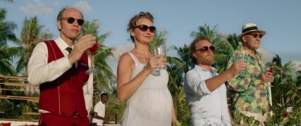 Кадр з фільму Винесені з моря