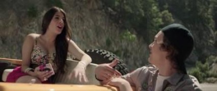 Кадр з фільму Скаути проти зомбі