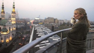 Кадр з фільму Самотність в мережі