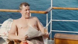 Кадр з фільму Віднесені хвилею