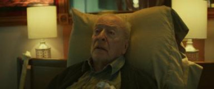 Кадр з фільму Бестселер