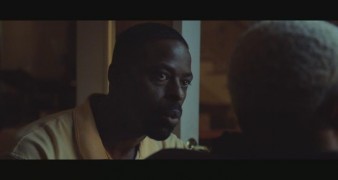 Кадр з фільму Хвилі