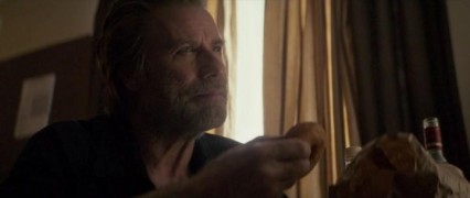 Кадр з фільму Отруйна троянда