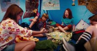 Кадр з фільму Джоді Моді і веселеньке літо