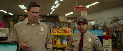 Кадр з фільму Меґґі Мур(и)