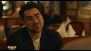 Кадр з фільму Солодка скорбота