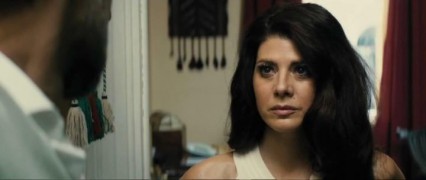 Кадр з фільму Полонянка