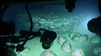 Кадр з фільму Атлантичний рубіж 2