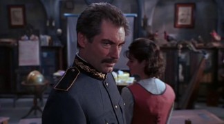 Кадр з фільму Перукарка і чудовисько